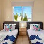 Roker By Ezoria * Coral Bay