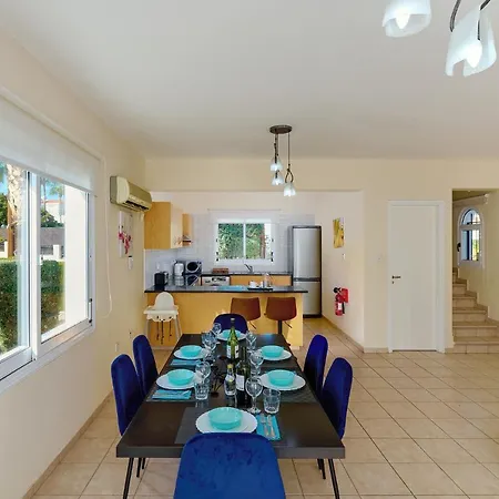 Roker By Ezoria Βίλα