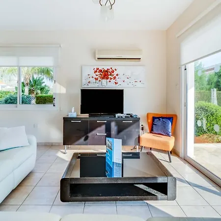 Roker By Ezoria * Κόλπος των Κοραλλιών