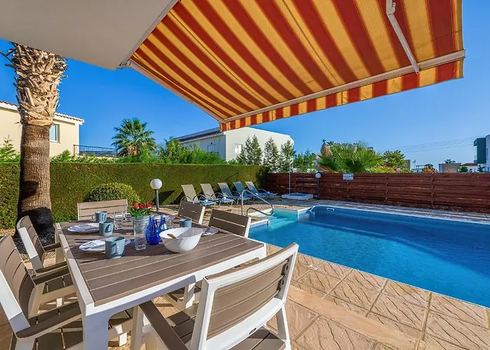 Roker By Ezoria Villa *