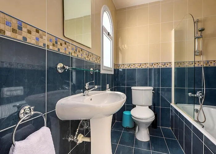 Roker By Ezoria Coral Bay