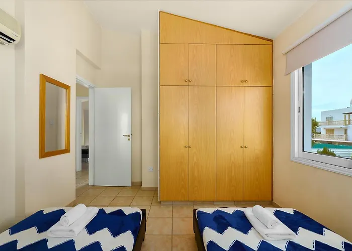 Roker By Ezoria Villa